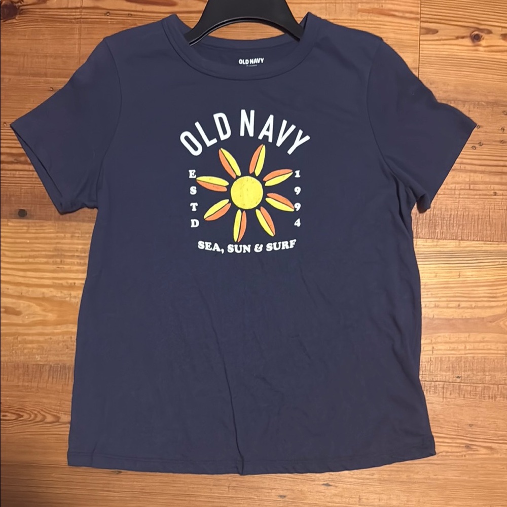 Old Navy Blue Short Sleeve Tee with Sunburst Design